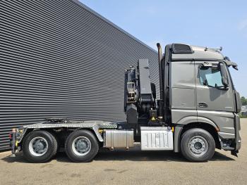 Mercedes-Benz Arocs 2658 6x4 / HMF 40 t/m - 21.3 mtr / WINCH